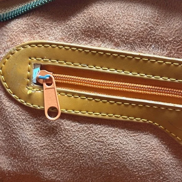 Amazon Tan Textured Tote Bag - Picture 15 of 16